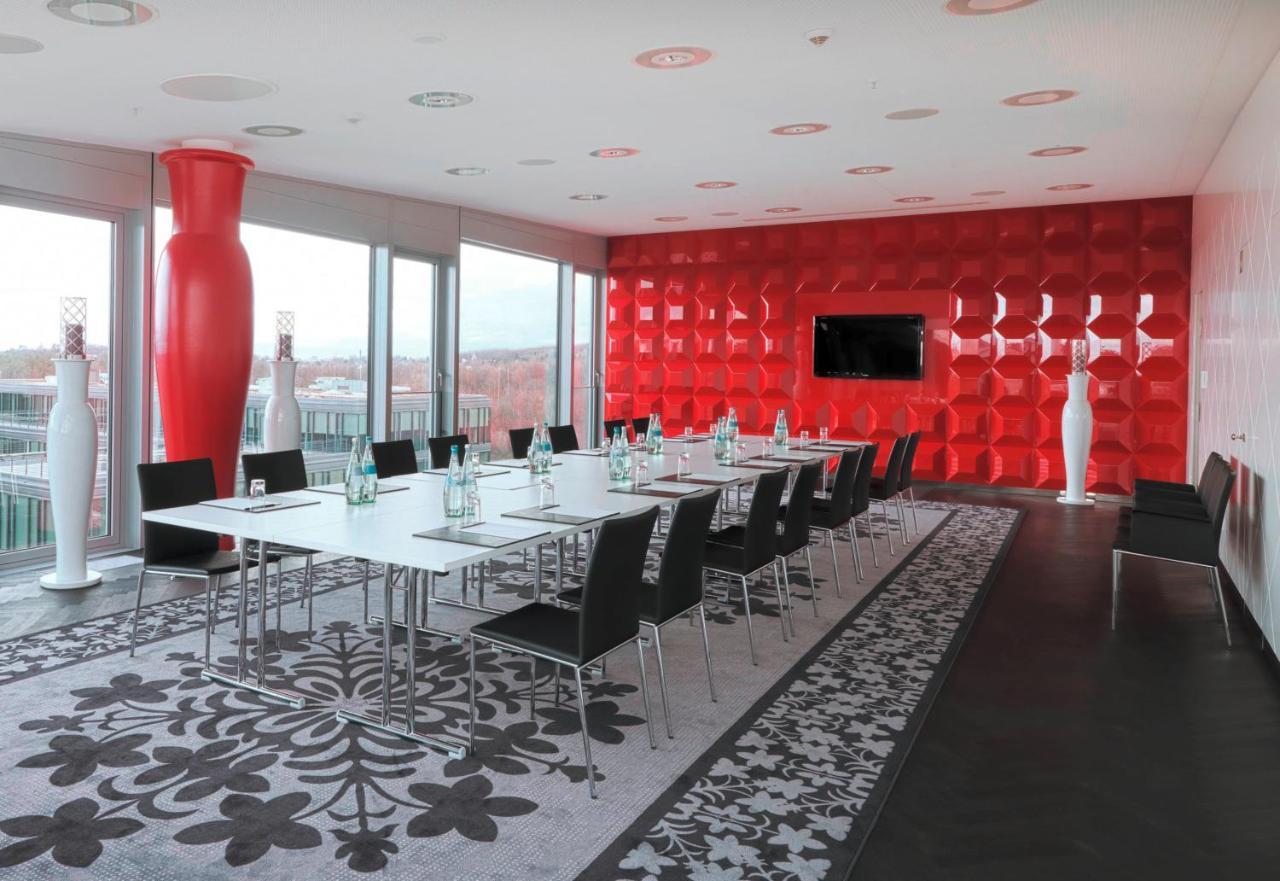 Hotel Kameha Grand Bonn Business photo The Red Room