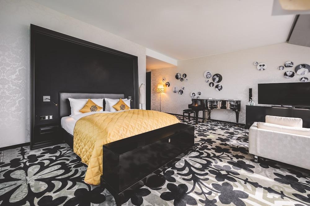 Hotel Kameha Grand Bonn Extérieur photo Suite